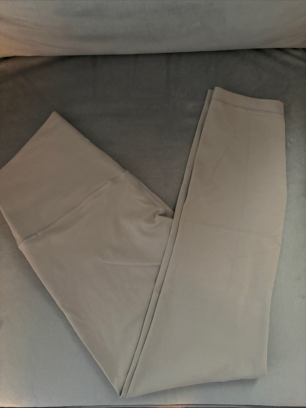 Lululemon Align No Line High-Rise Pant 25"  Warm Ash Grey - Picture 5 of 5